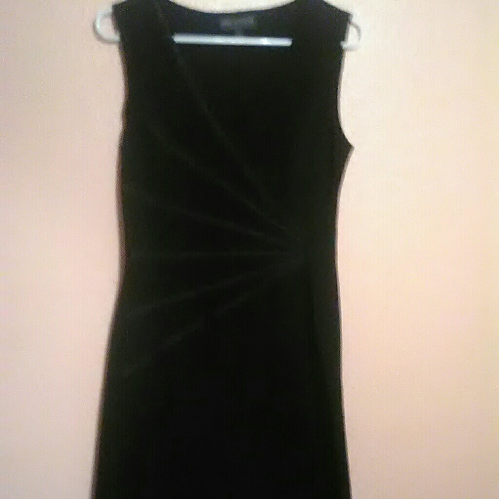 Connected Apparel black sleeveless dress